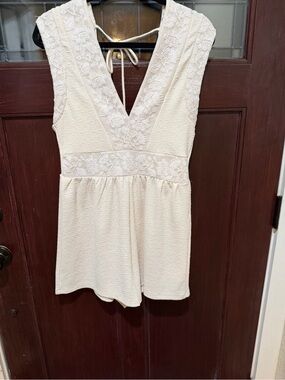 Zara - Women’s Lace-Trim Cream Romper